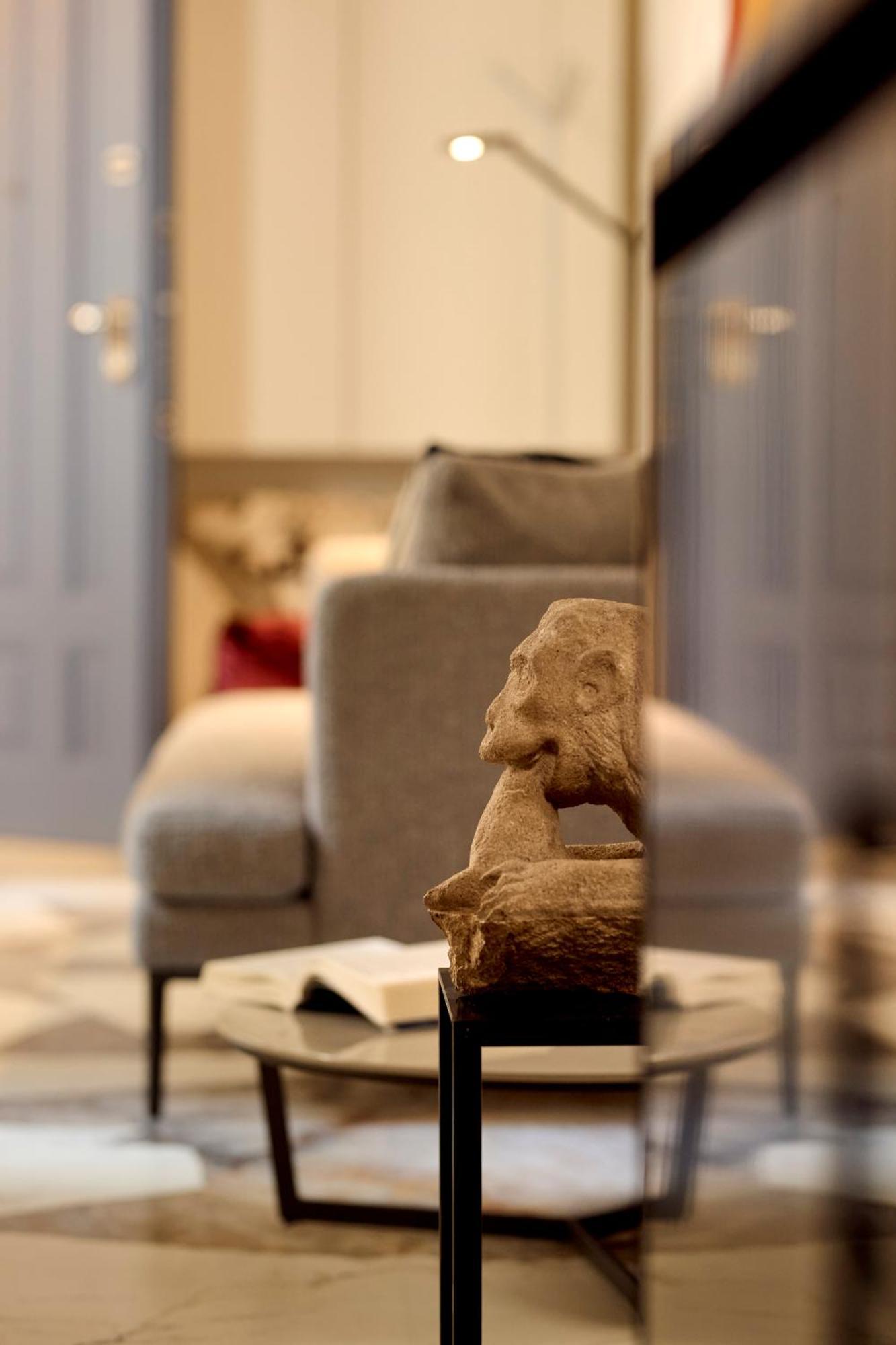 Palazzo Delle Pietre - Luxury Apartments Rome Bagian luar foto
