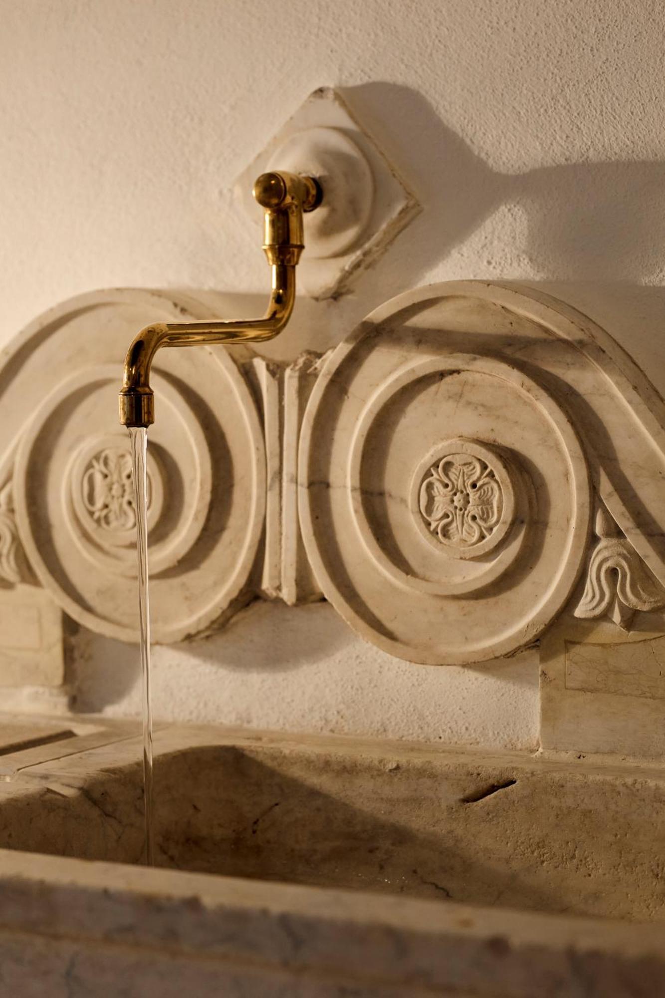 Palazzo Delle Pietre - Luxury Apartments Rome Bagian luar foto