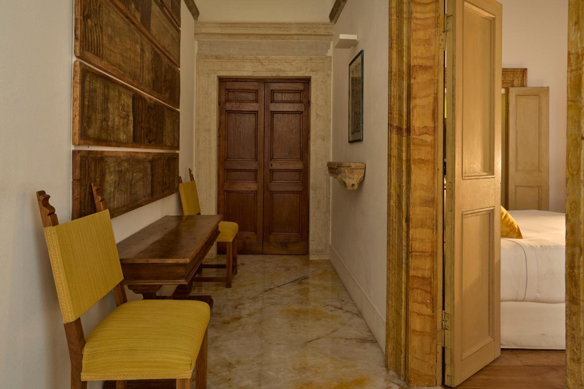 Palazzo Delle Pietre - Luxury Apartments Rome Bagian luar foto