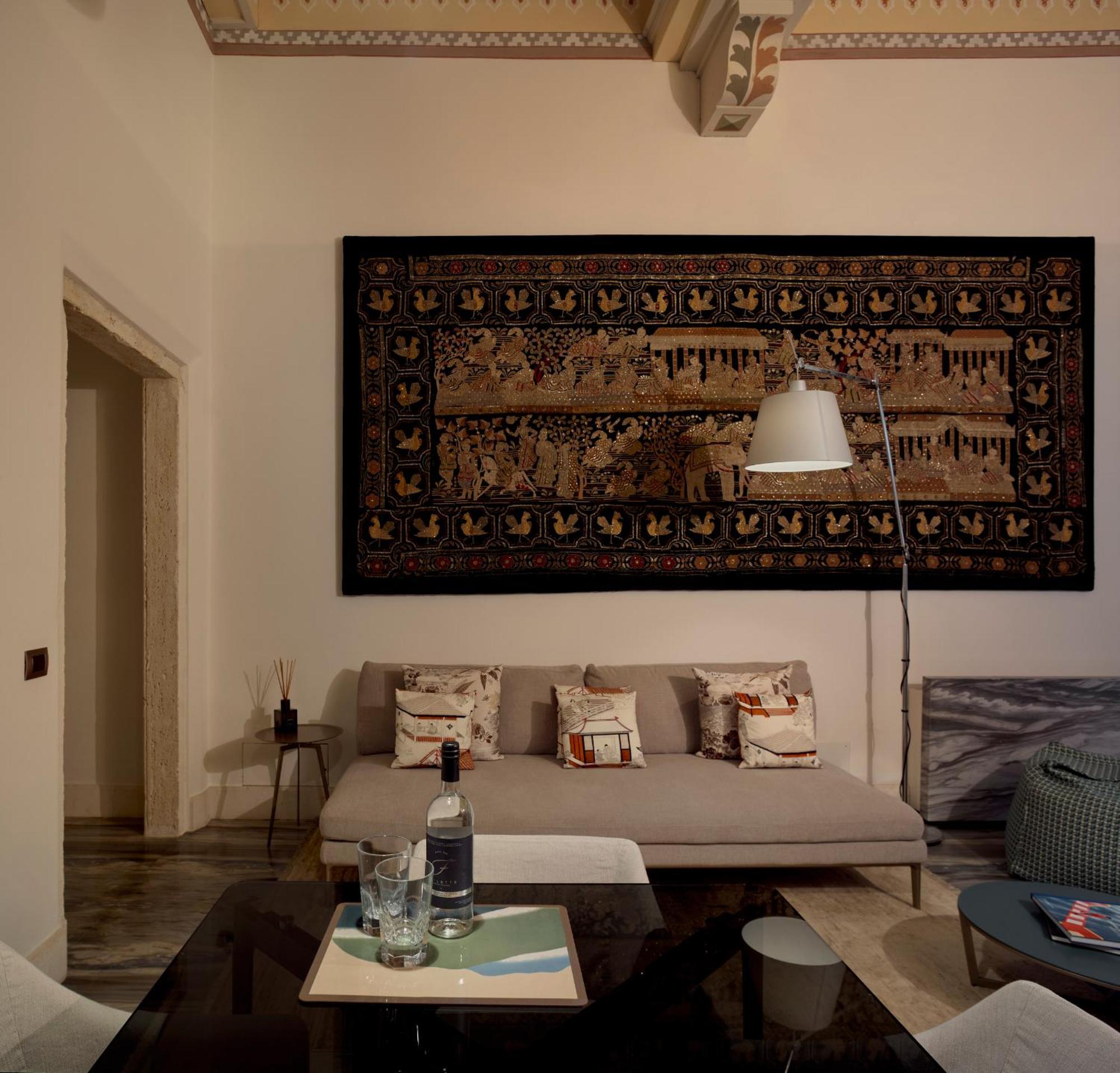 Palazzo Delle Pietre - Luxury Apartments Rome Bagian luar foto
