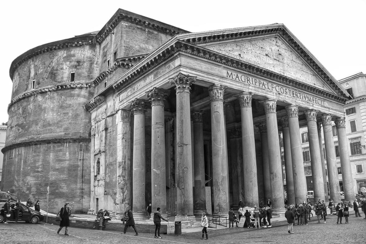 Palazzo Delle Pietre - Luxury Apartments Rome Bagian luar foto
